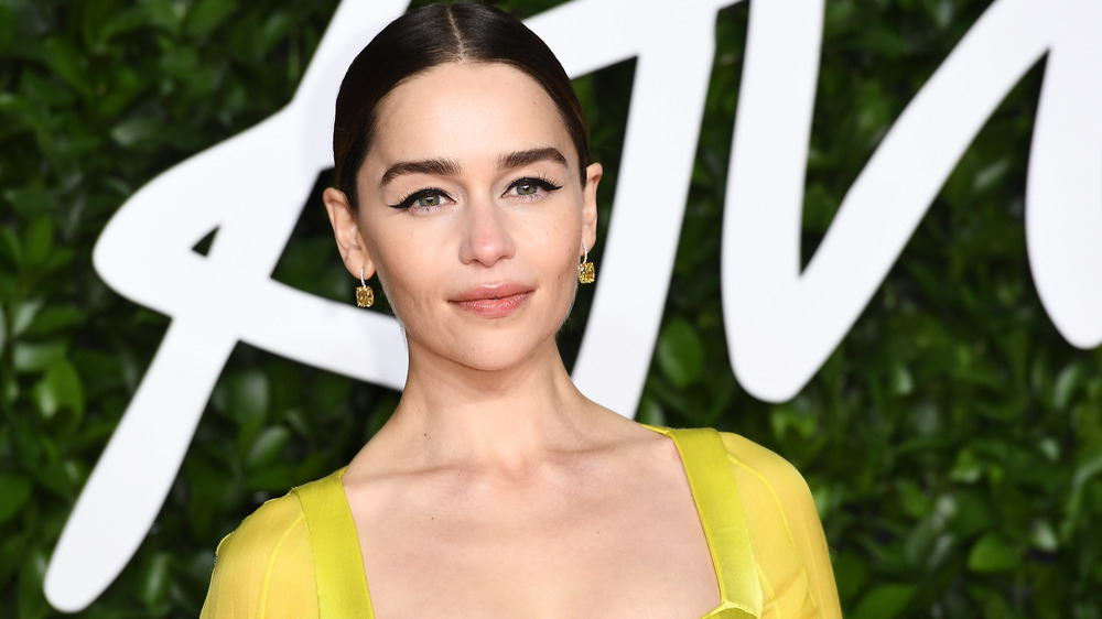 What You Didn T Know About Emilia Clarke S Scary Health Struggles