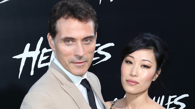 Rufus Sewell and Ami Komai