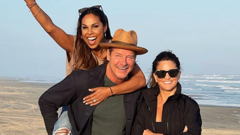 Taniya Nayak, Ty Pennington, Alison Victoria on the beach