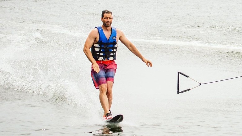 Scott McGillivray slalom water skiing