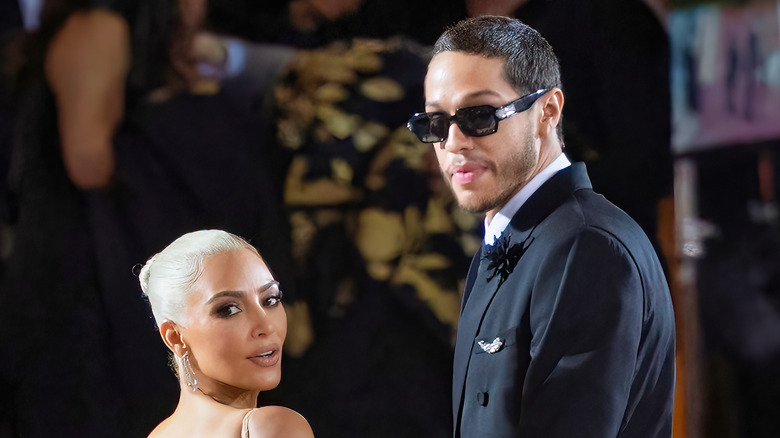 Pete Davidson and Kim Kardashian posing at the met gala