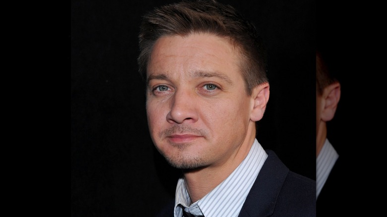 Jeremy Renner with goatee