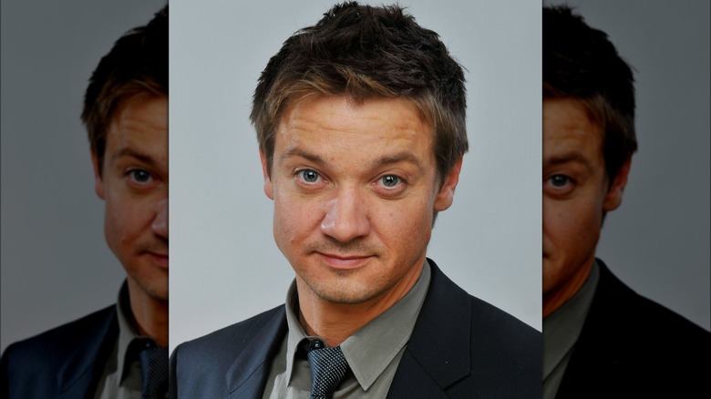 Jeremy Renner raising eyebrows