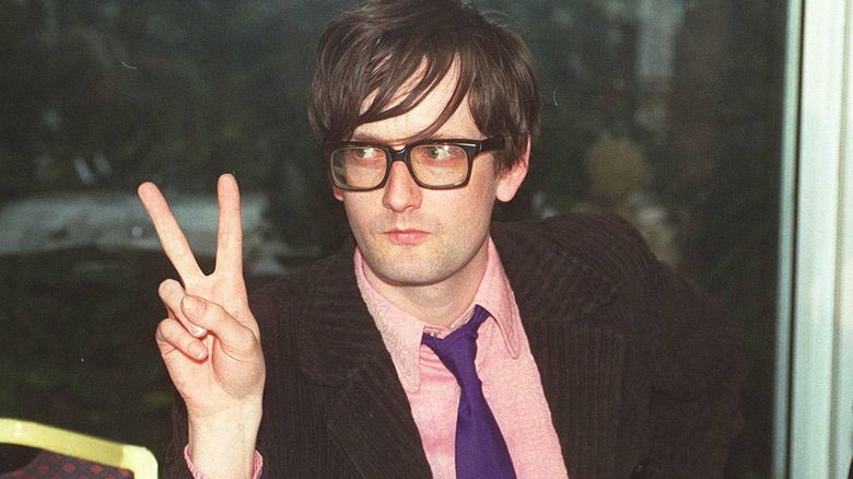 Jarvis Cocker posing 