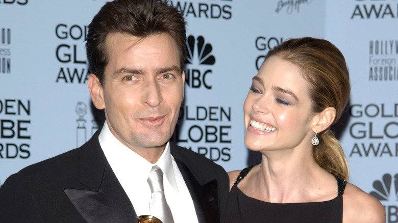 Charlie Sheen and Denise Richards smiling 