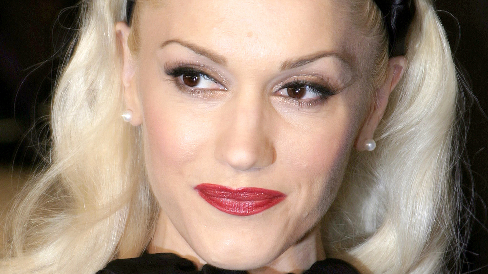 A Complete Timeline Of Gwen Stefani S Harajuku Girls Controversy