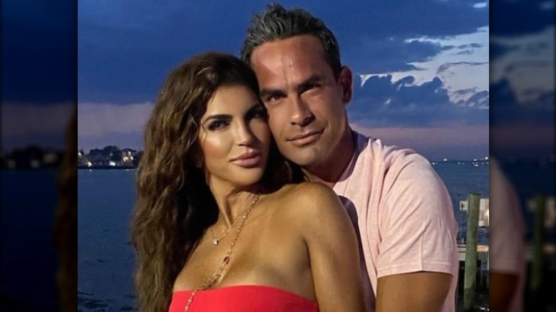 Teresa Giudice and Luis Ruelas posing outside