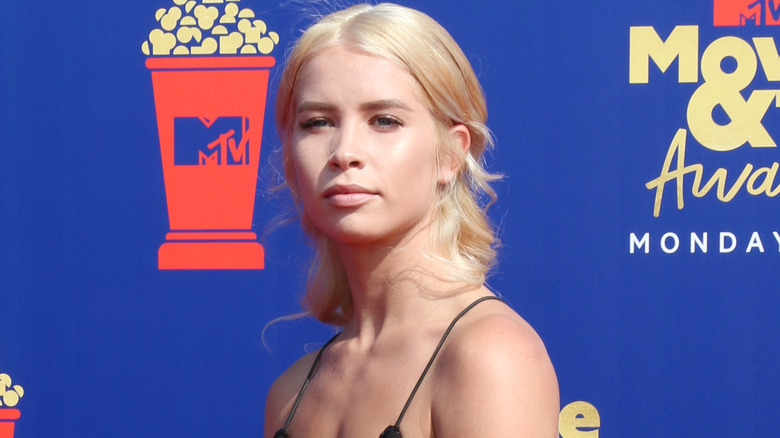 Abi Manzoni at the MTV Awards 