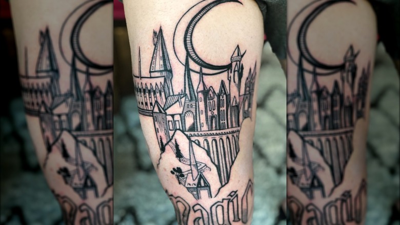 David Bromstad's Hogwarts thigh tattoo