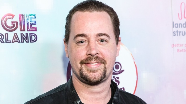 Sean Murray on a red carpet