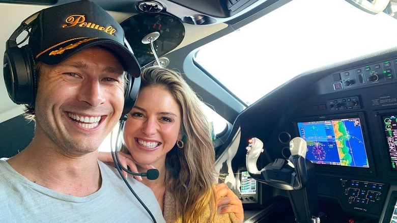 Glen Powell, Gigi Paris in cockpit of plane