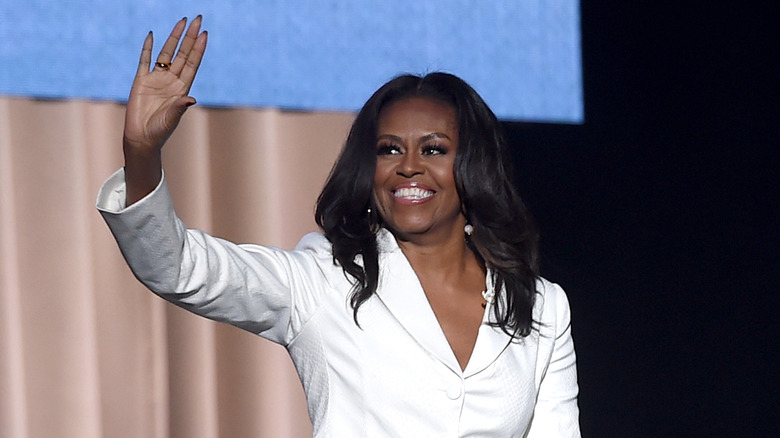 Michelle Obama waving