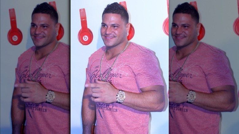 Ronnie Ortiz-Magro walking a 2012 red carpet