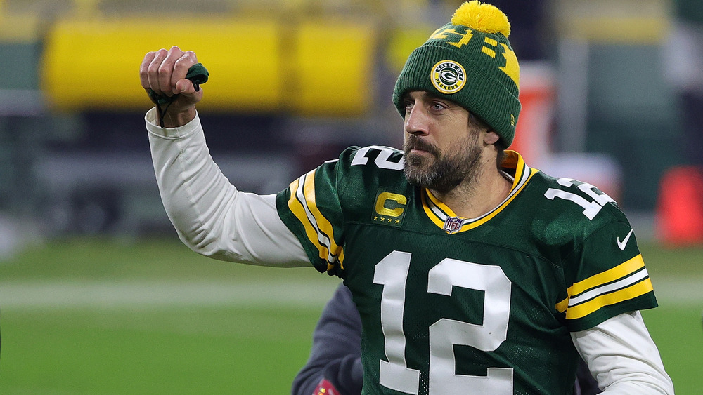 Aaron Rodgers on the field