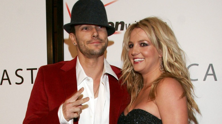 Kevin Federline and Britney Spears smiling