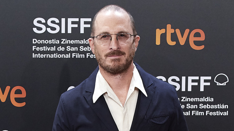 Darren Aronofsky posing