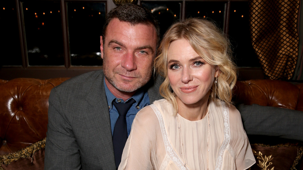 Liev Schreiber and Naomi Watts looking really cozy