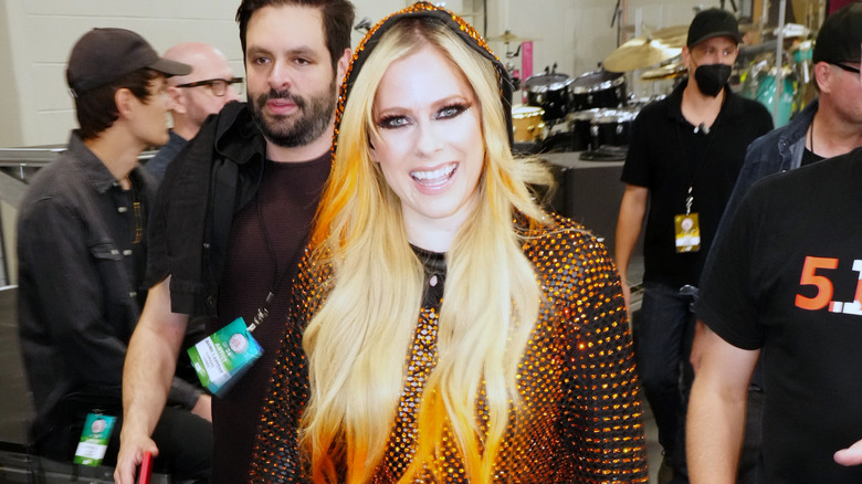 Avril Lavigne hoodie smiling