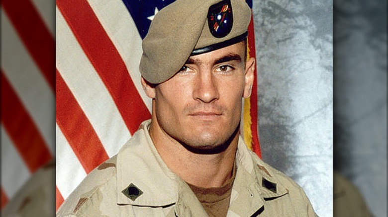 Pat Tillman official U.S. Army photo