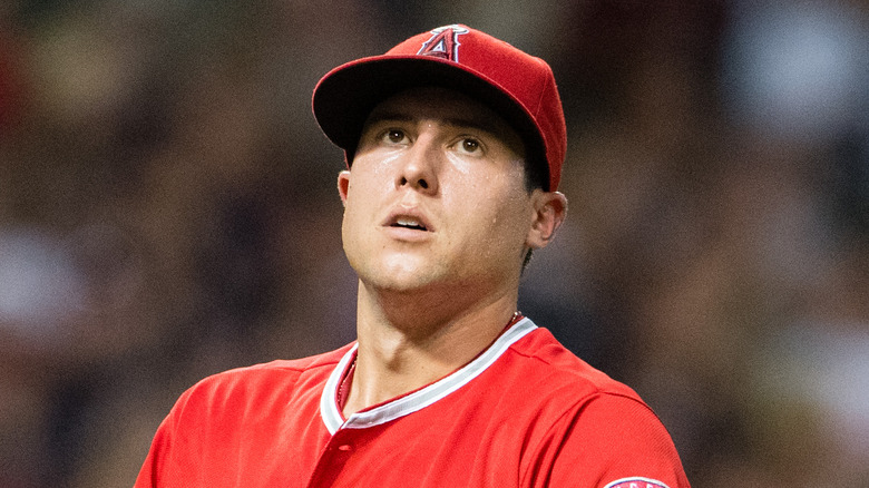 Tyler Skaggs playing baseball in Anaheim in 2016