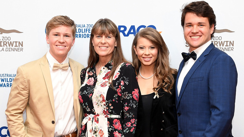 Robert Irwin, Terri Irwin, Bindi Irwin and Chandler Powell in 2019