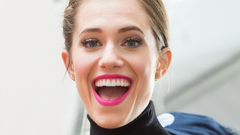 Allison Williams with pink lipstick