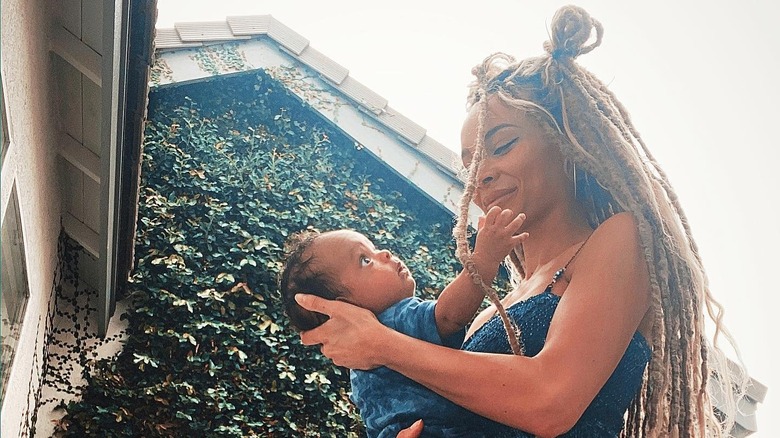 Alyssa Scott and son Zen smiling