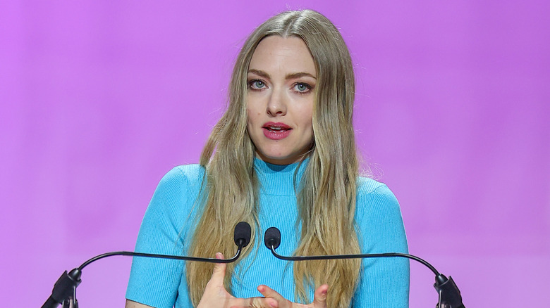 Amanda Seyfried speaking