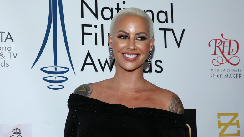 Amber Rose smiling