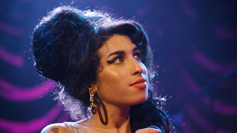 Amy Winehouse beehive staring up