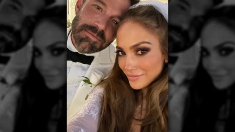 Ben Affleck and Jennifer Lopez selfie after their wedding