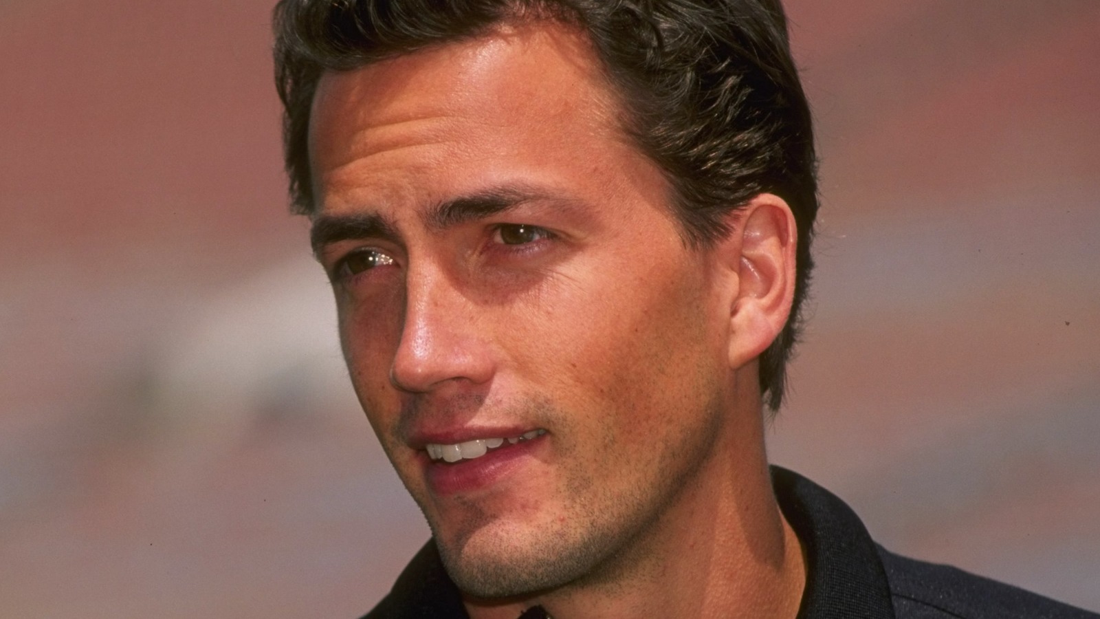 Andrew Shue Is Still Gorgeous Today 8389