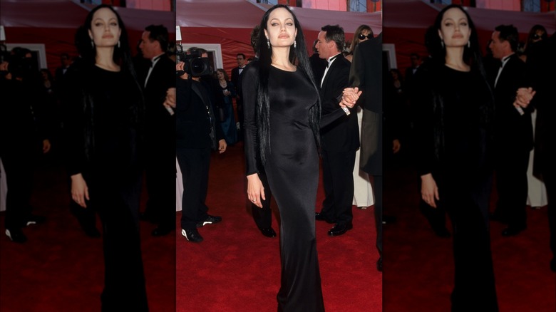 Angelina Jolie at the 2000 Oscars wearing all black