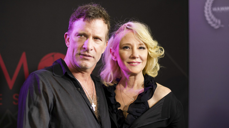 Thomas Jane and Anne Heche smiling