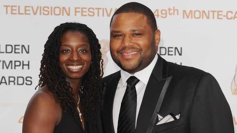 Anthony Anderson (R) and his wife Alvina Stewart attend the closing ceremony of the 2009 Monte Carlo Television Festival