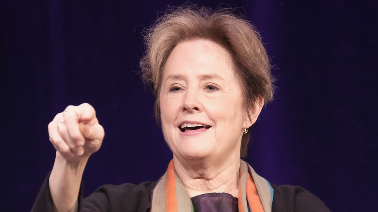 Alice Waters pointing