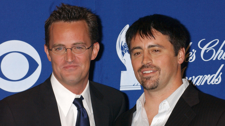 Matthew Perry and Matt LeBlanc smiling