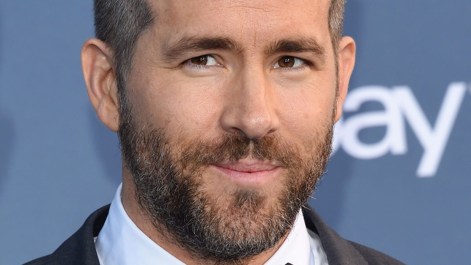 Are Ryan Reynolds And Jake Gyllenhaal Friends 