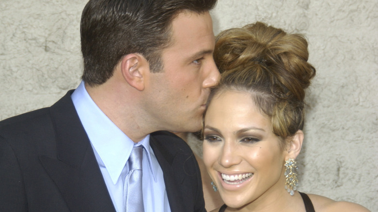 Ben Affleck and Jennifer Lopez share a kiss