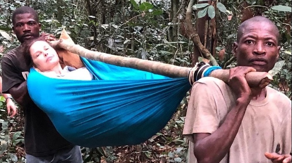 Ashley Judd being carried in Congo