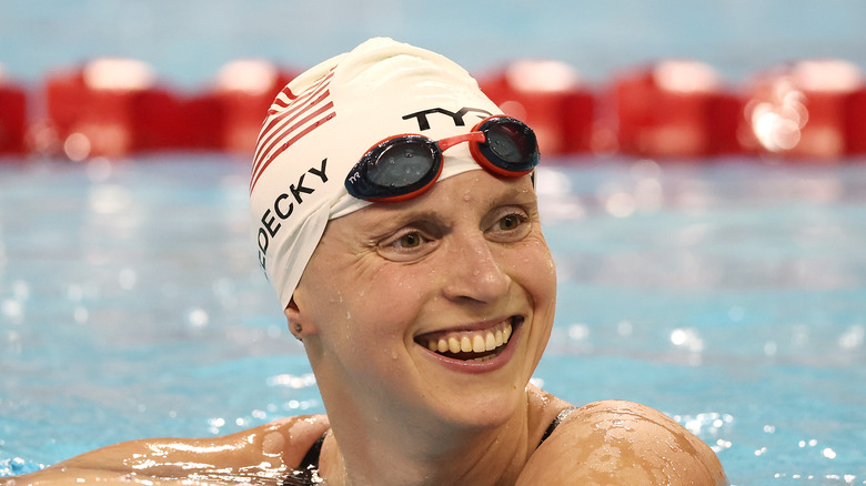 Katie Ledecky in pool