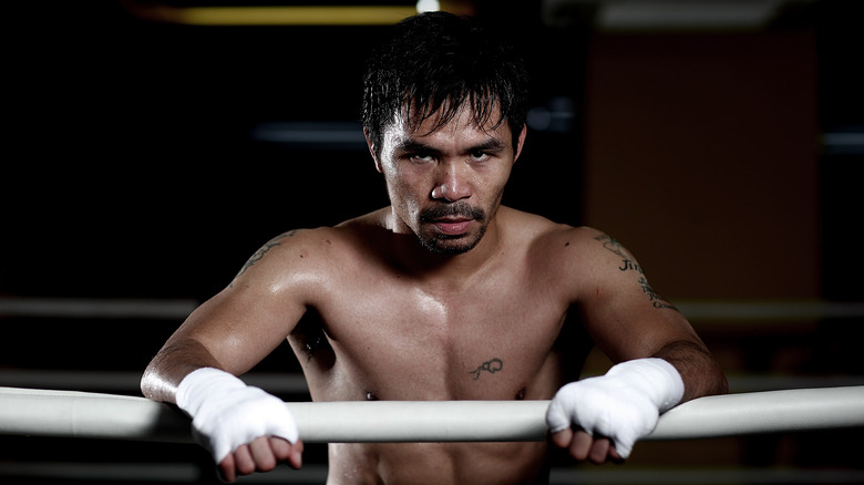 Manny Pacquiáo with a menacing look