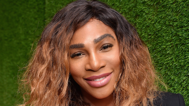 Serena Williams tilting her head