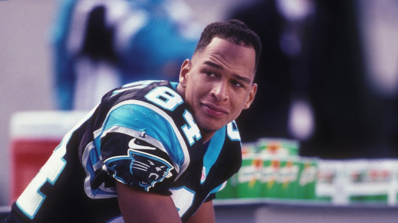 Rae Carruth looking