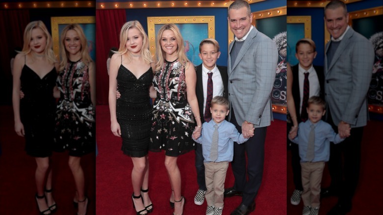 Ava Phillippe, Reese Witherspoon, Deacon Phillippe, Jim Toth, and Tennessee Toth