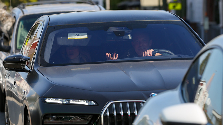Jennifer Lopez and Ben Affleck in car