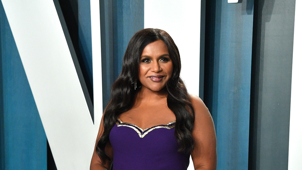 Mindy Kaling posing at event