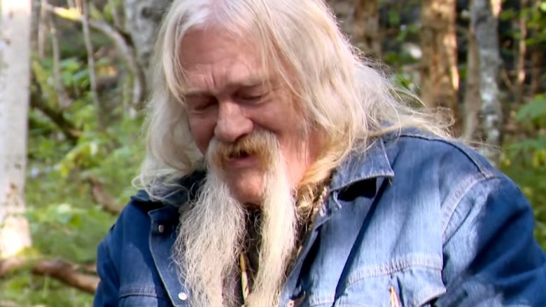 Billy Brown smiling on Alaskan Bush People