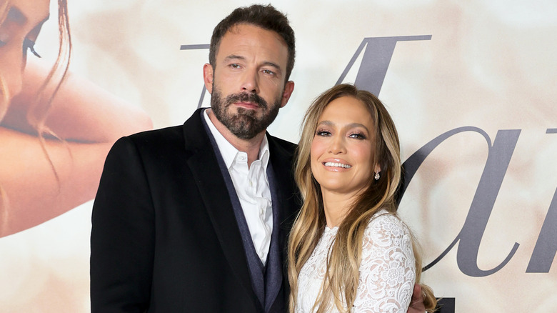 Ben Affleck and Jennifer Lopez pose together at premiere