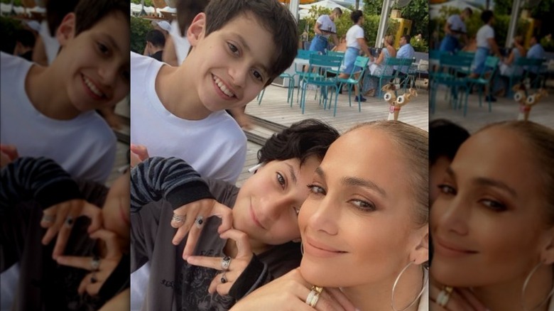 Jlo with her kids